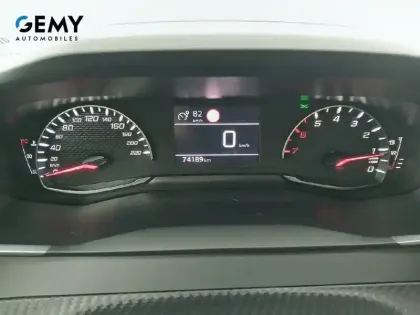 Photo 13 Peugeot 2008  PureTech 100 S&S BVM6