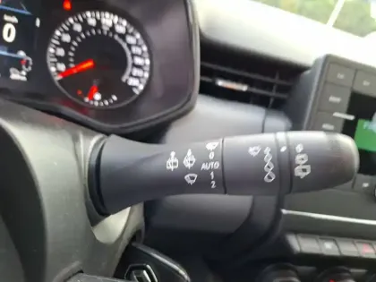 Photo 38 Renault Clio  SCe 65