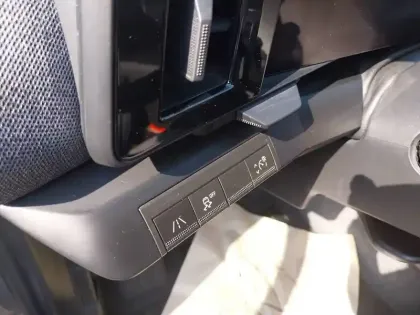 Photo 23 Renault Megane  E-Tech EV60 130ch super charge