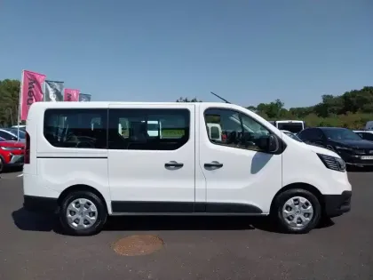Photo 5 Renault Trafic  L1 dCi 150 Energy S&S