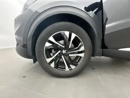 Photo 20 Peugeot 2008  PureTech 130 S&S BVM6