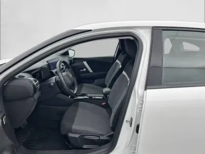 Photo 10 Citroën C4  SOCIETE BLUEHDI 130 EAT8