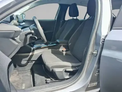 Photo 10 Peugeot 208  Electrique 50 kWh 136ch