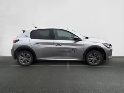 Photo 16 Peugeot 208  Electrique 50 kWh 136ch