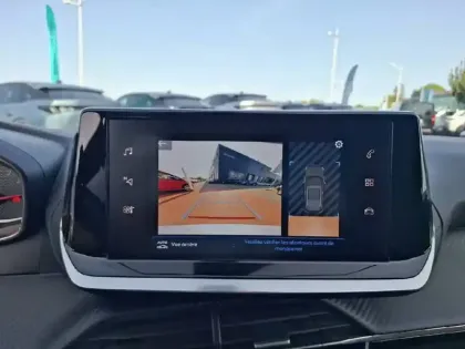 Photo 20 Peugeot 2008  PureTech 100 S&S BVM6