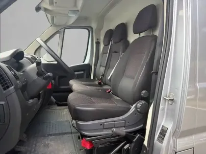 Photo 10 Peugeot Boxer  TOLE 3.0 T L2H2 BLUEHDI 120 S&S BVM6