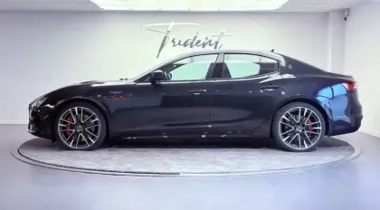 Photo 7 Maserati Ghibli  V8 580 ch