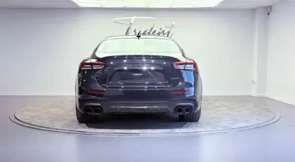 Photo 5 Maserati Ghibli  V8 580 ch