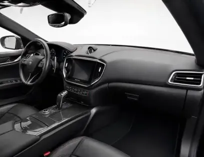 Photo 16 Maserati Ghibli  V8 580 ch