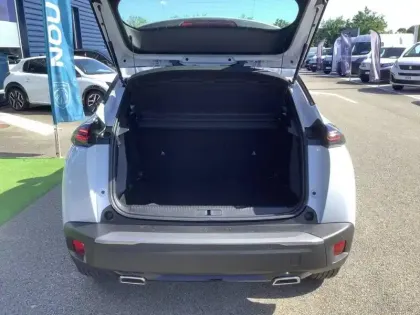 Photo 5 Peugeot 2008  Hybrid 145 e-DCS6