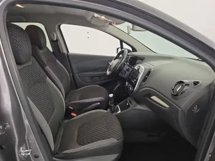 Photo 31 Renault Captur  TCe 130 FAP