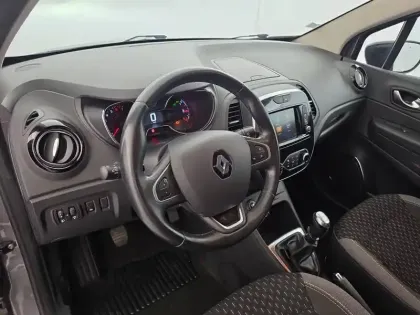 Photo 32 Renault Captur  TCe 130 FAP