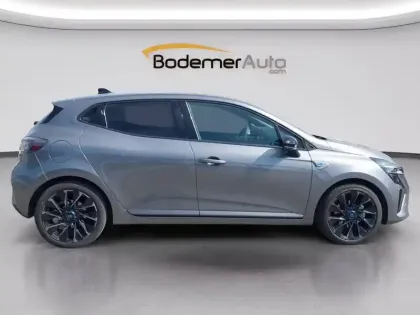 Photo 5 Renault Clio  E-Tech full hybrid 145