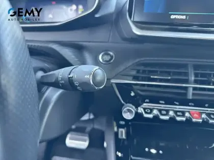 Photo 15 Peugeot 208  Electrique 50 kWh 136ch