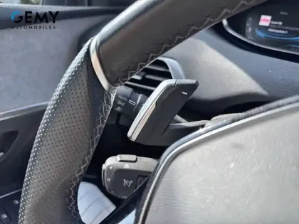Photo 18 Peugeot 3008  Hybrid 225 e-EAT8