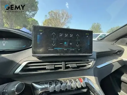 Photo 13 Peugeot 3008  Hybrid 225 e-EAT8