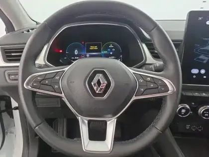 Photo 95 Renault Captur  E-Tech full hybrid 145