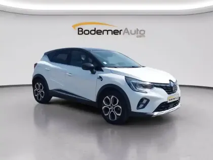 Photo 6 Renault Captur  E-Tech full hybrid 145