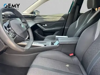 Photo 8 Peugeot 408  Hybrid 136 e-DCS6