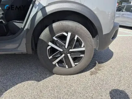 Photo 10 Peugeot 2008  PureTech 100 S&S BVM6