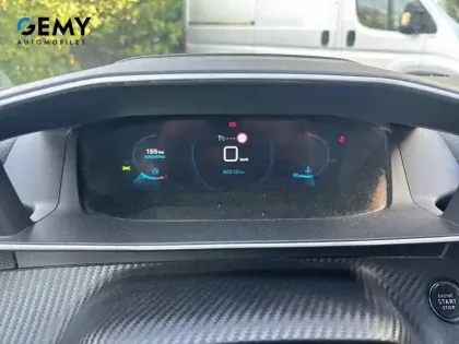 Photo 18 Peugeot 2008  PureTech 100 S&S BVM6