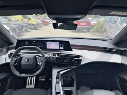 Photo 9 Peugeot 3008  Hybrid 145 e-DCS6