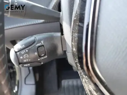 Photo 14 Peugeot 208  Electrique 50 kWh 136ch
