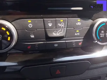 Photo 8 Ford Transit  CUSTOM CA 320 L2H1 2.0 ECOBLUE 170 BVA
