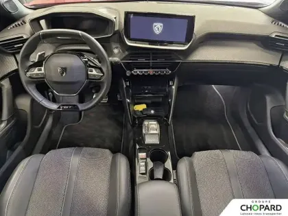 Photo 12 Peugeot 2008  PureTech 130 S&S EAT8