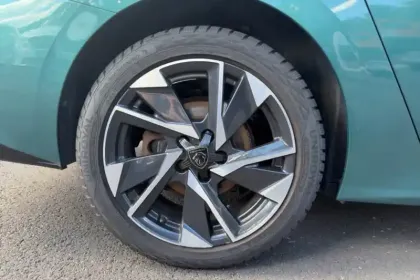 Photo 14 Peugeot 308  SW BlueHDi 130ch S&S EAT8