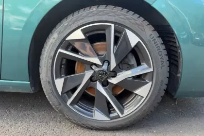 Photo 13 Peugeot 308  SW BlueHDi 130ch S&S EAT8