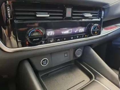 Photo 43 Nissan Qashqai  Mild Hybrid 140 ch
