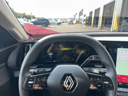 Photo 29 Renault Megane  E-Tech EV60 130ch super charge