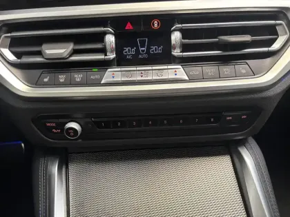 Photo 32 BMW Serie 4 Coupe 420d xDrive 190 ch BVA8