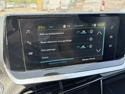 Photo 23 Peugeot 208  Electrique 50 kWh 136ch