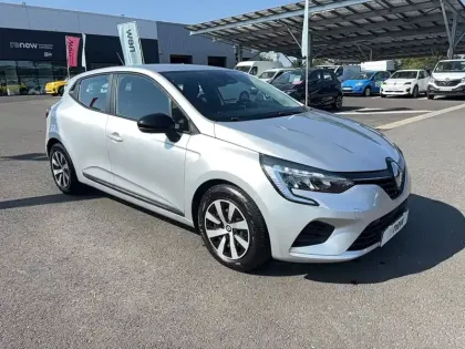 Photo 6 Renault Clio  E-Tech full hybrid 145
