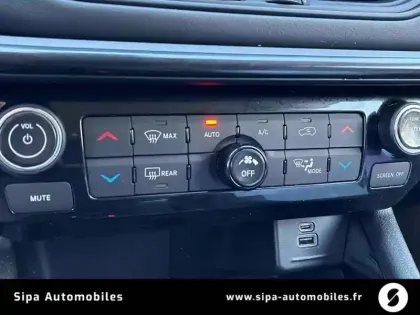 Photo 25 Jeep Compass  1.5 Turbo T4 130 ch BVR7 e-Hybrid