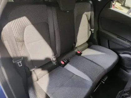 Photo 7 Renault Captur  E-Tech full hybrid 160 ch