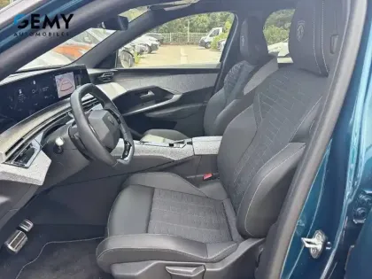 Photo 8 Peugeot 3008  Hybrid 136 e-DCS6