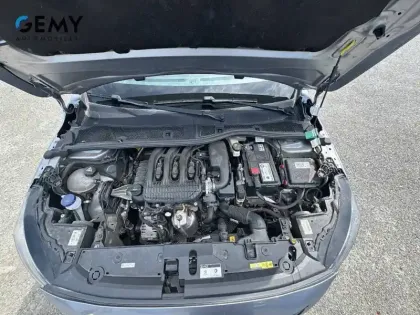 Photo 12 Peugeot 208  PureTech 75 S&S BVM5