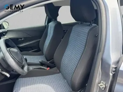 Photo 8 Peugeot 208  PureTech 75 S&S BVM5