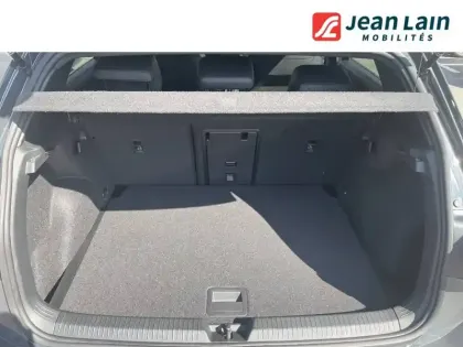 Photo 9 Volkswagen Golf  1.5 eTSI EVO2 150 DSG7