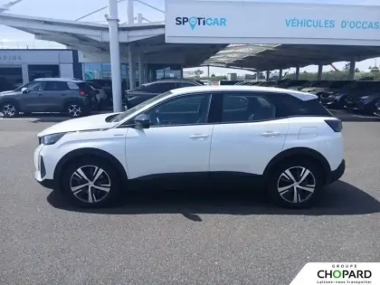 Photo 32 Peugeot 3008  Hybrid 225 e-EAT8