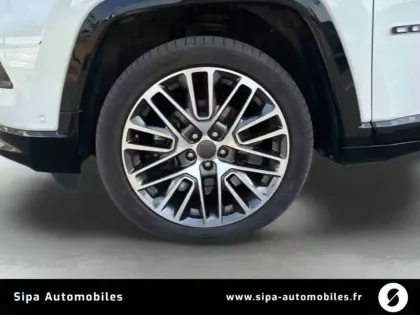 Photo 8 Jeep Compass  1.5 Turbo T4 130 ch BVR7 e-Hybrid