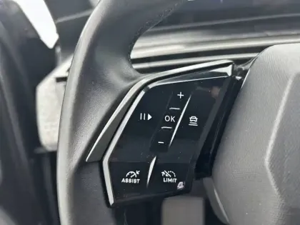 Photo 41 Peugeot 3008  Hybrid 145 e-DCS6