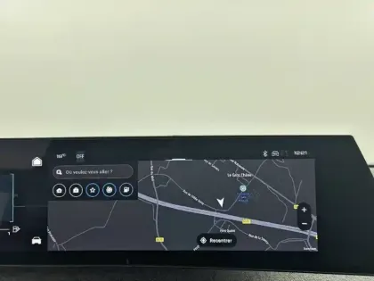Photo 43 Peugeot 3008  Hybrid 145 e-DCS6