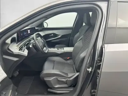 Photo 34 Peugeot 3008  Hybrid 145 e-DCS6