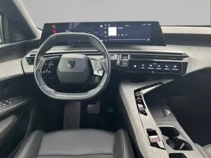 Photo 31 Peugeot 3008  Hybrid 145 e-DCS6