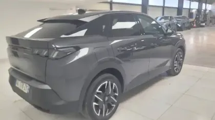 Photo 23 Peugeot 3008  Hybrid 145 e-DCS6