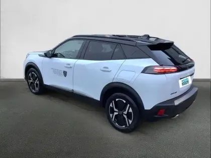 Photo 6 Peugeot 2008  Hybrid 136 e-DCS6